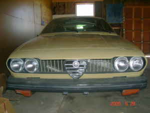 1976 Alfa Romeo Alfetta GT front
