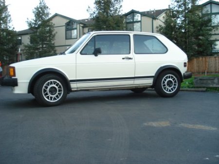 1984 VW GTI side