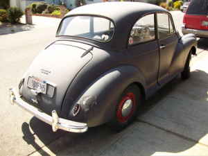 1967 Morris Minor rear
