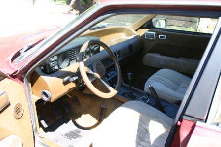 1980 Rover SD1 3500S interior
