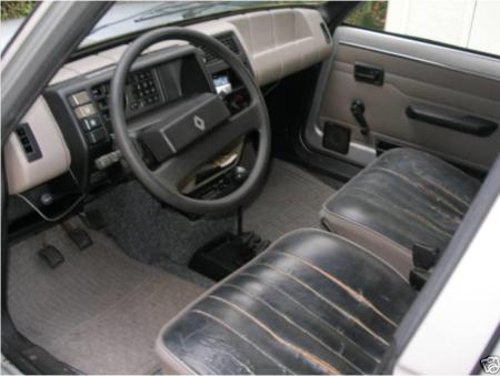 1982 Renault Le Car interior