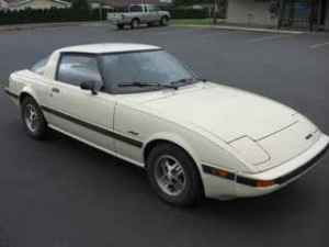 1984 Mazda RX7 front right