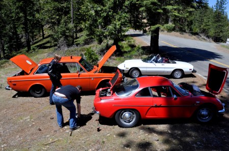 Dinalpin A110, Volvo 142, and Alfa Spider take a break on the Snowball