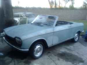 1969 Peugeot 204 C front