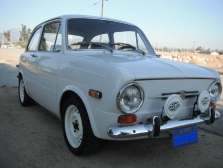 1971 Fiat 850 sedan front