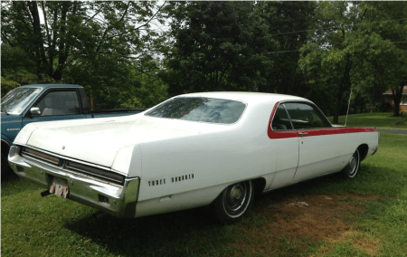 1969 Chrysler 300 right rear