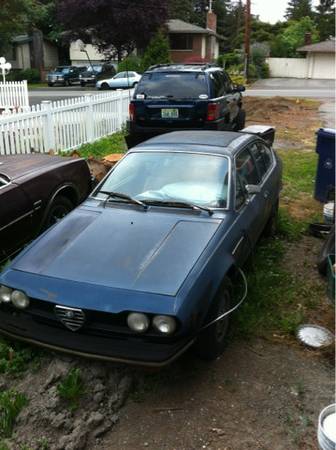 1975 Alfa Romeo Alfetta GT left front