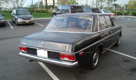 1969 Mercedes 250 right rear