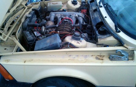 1977 BMW 320i engine
