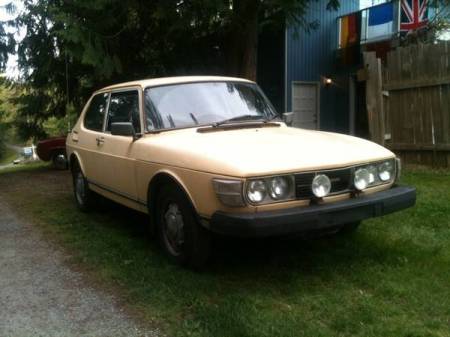 1980 Saab 99 GLi right front