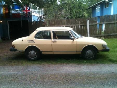 1980 Saab 99 GLi right side