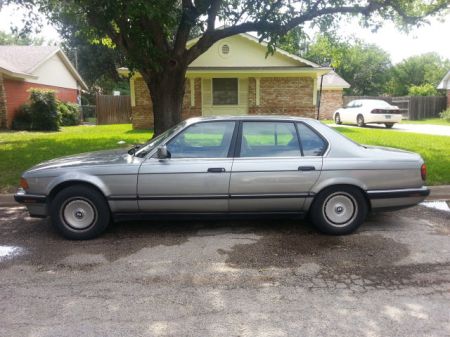 1989 BMW 750iL left side