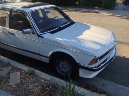 1980 BMW 733 right front