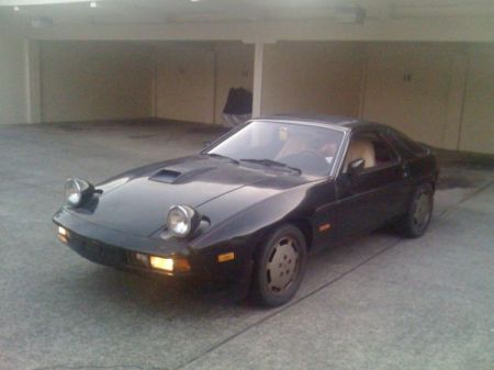 1981 Porsche 928S left front