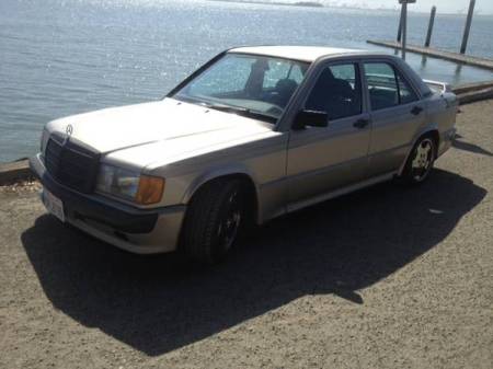 1986 Mercedes 190E 2.3-16 left front