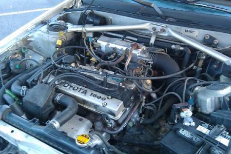 1987 Toyota Corolla FX16 GTS silver engine