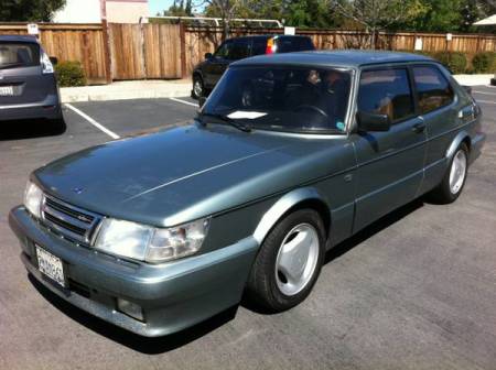 1988 Saab 900 turbo left front