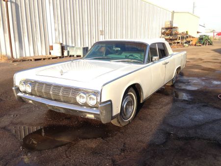 1964 Lincoln Continental left front