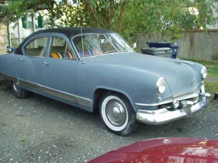 1951 Kaiser Manhattan right front