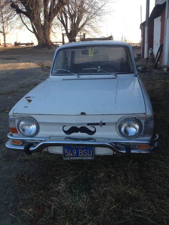 1970 Renault 10 front