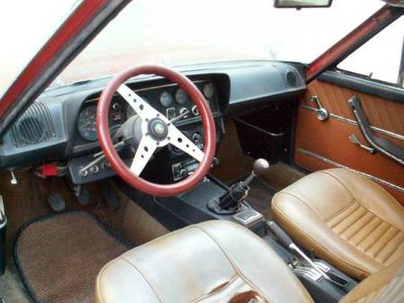 1972 Fiat 124 Coupe interior