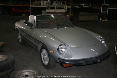 1976 Alfa Romeo Spider Veloce right front