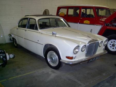 1967 Daimler Sovereign right front