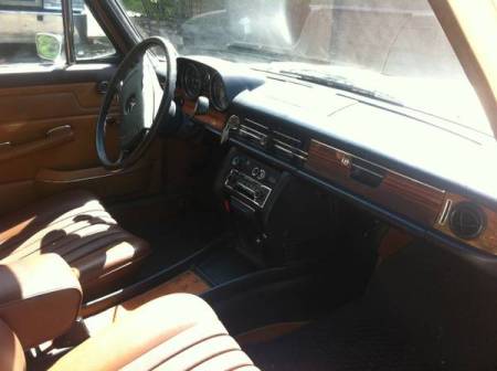 1973 Mercedes 280 interior