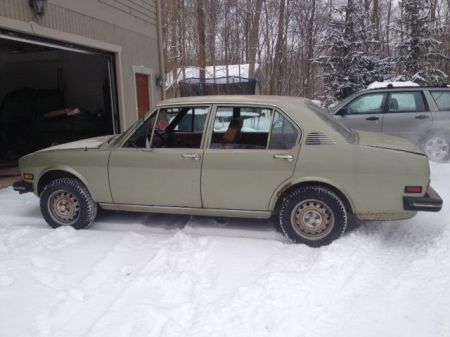 1975 Alfa Romeo Alfetta Berlina left side