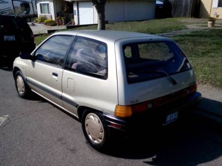 1988 Daihatsu Charade left rear