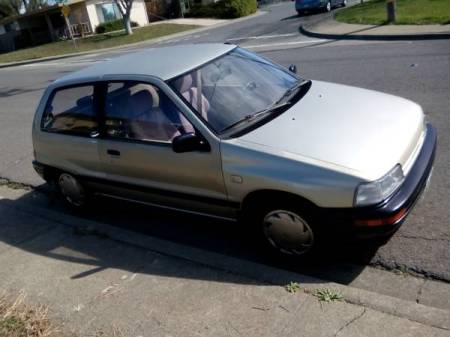 1988 Daihatsu Charade right front