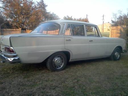 1966 Mercedes 230S right rear