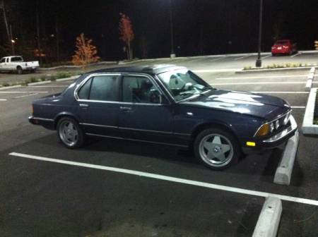 1983 BMW 733i right front