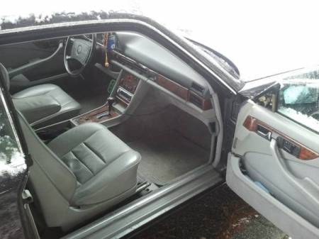 1986 Mercedes 560 SEC interior