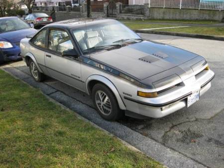 1988 Pontiac Sunbird GT Turbo right front