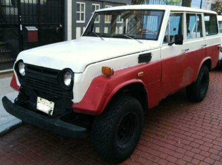 1973 Toyota Land Cruiser FJ55 left front