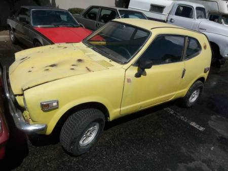 1972 Honda AZ600 left front