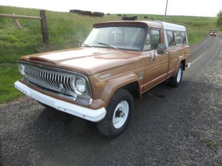 1973 Jeep J2000 left front