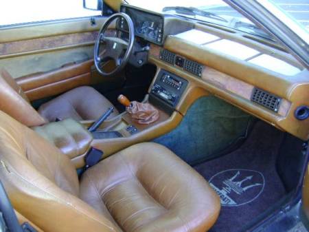 1984 Maserati Biturbo interior