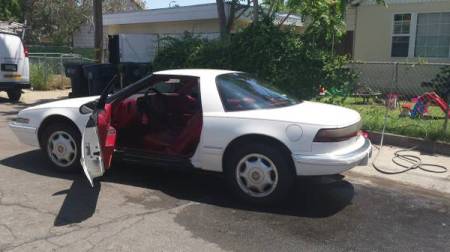 1991 Buick Reatta left rear