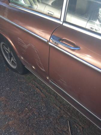 1976 BMW 2002 damage