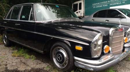 1972 Mercedes 280SE 4.5 right front
