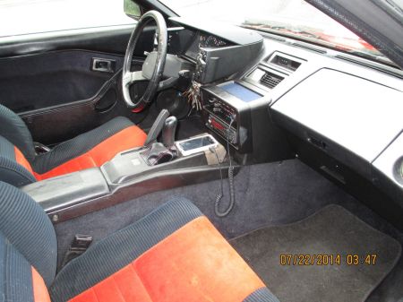1985 Toyota MR2 interior
