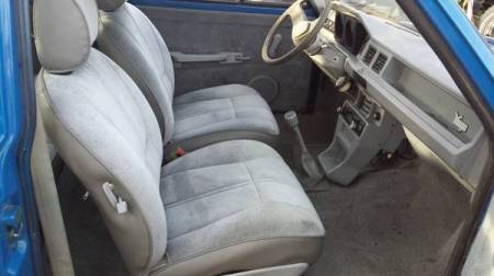1987 Yugo GV interior