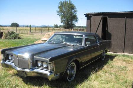 1969 Lincoln Continental Mark III left front