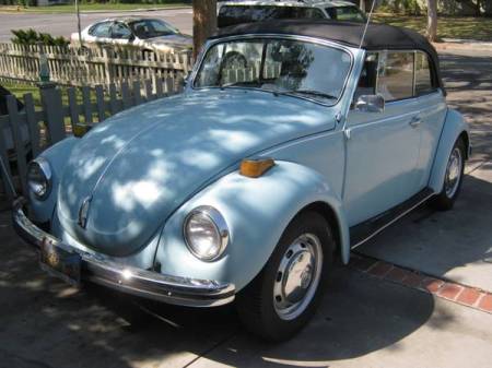 1972 VW Beetle convertible left front