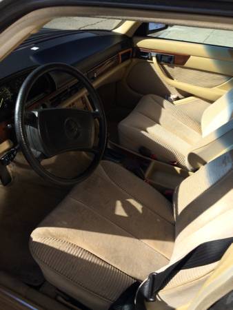1983 Mercedes 500 SEL interior