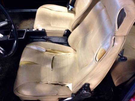 1977 Alfa Romeo Alfetta GT interior