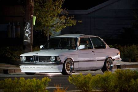 1983 BMW 320is left front