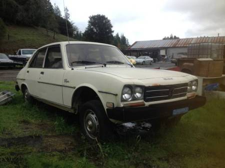 1980 Peugeot 504 diesel wagon 2 sedan parts car